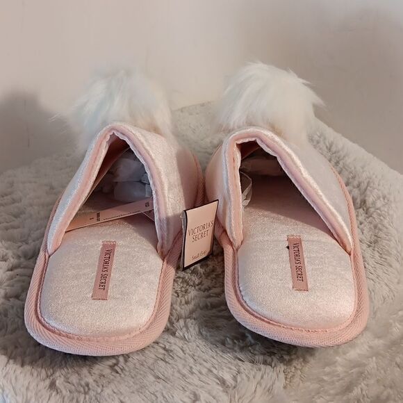 Victoria's Secret Pink PomPom Slide Slippers - Picture 3 of 7